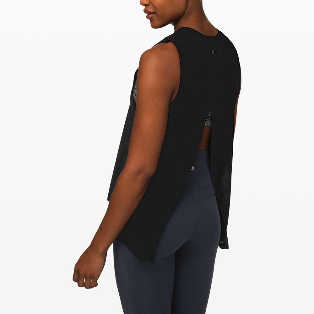 Lululemon In the Open black tank